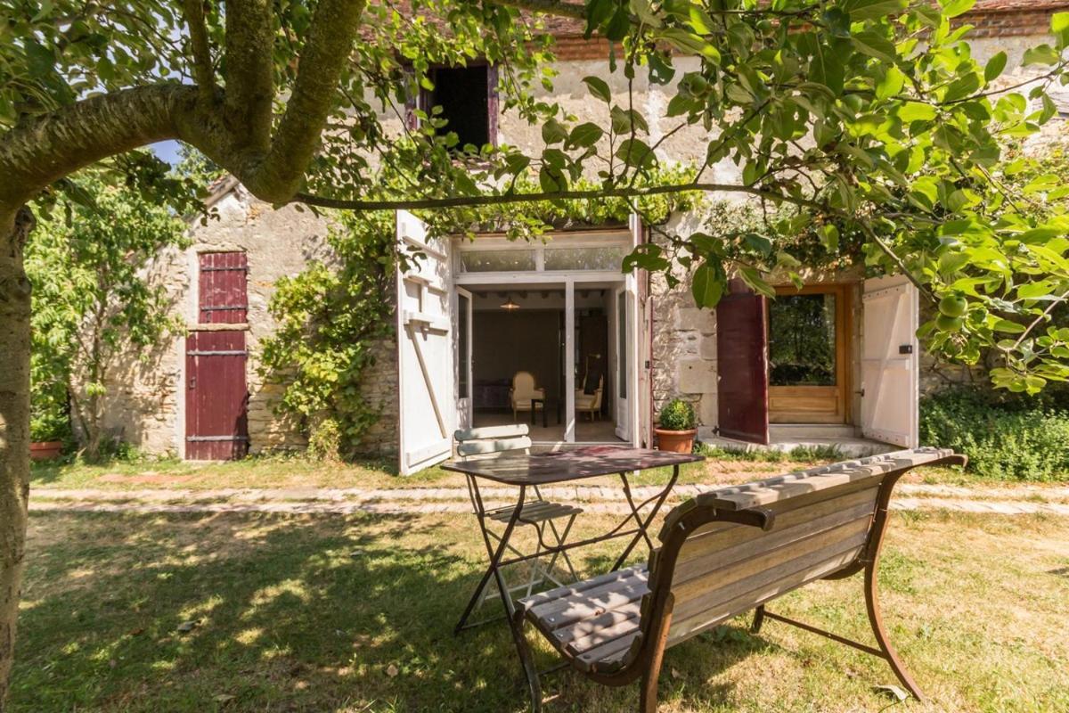 La Thibaude - Livry Acomodação com café da manhã Livry  Exterior foto